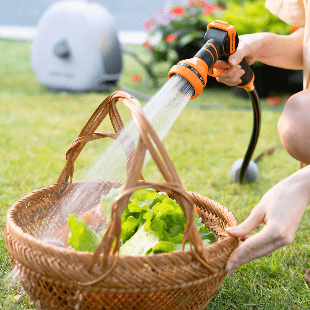 One-touch rebound! Smart garden hose reel, cleaning and watering flowers is super easy
